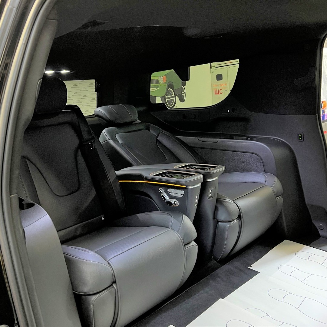 Перегородка салона, комфортные кресла, шумоизоляция, защита полиуретановой пленкой в Cadillac Escalade ESV 600